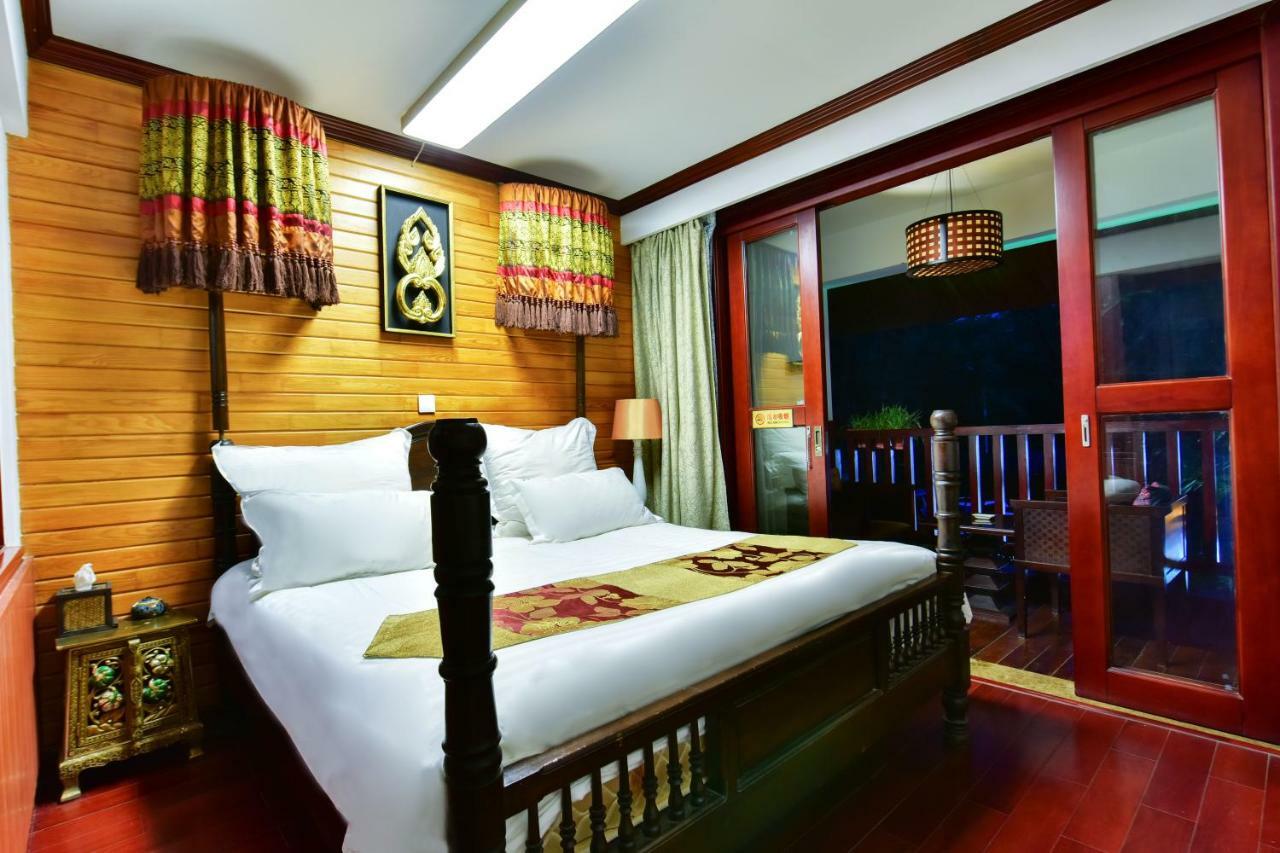 Xishuangbanna Elephant Home Guesthouse จิ่งหง ภายนอก รูปภาพ
