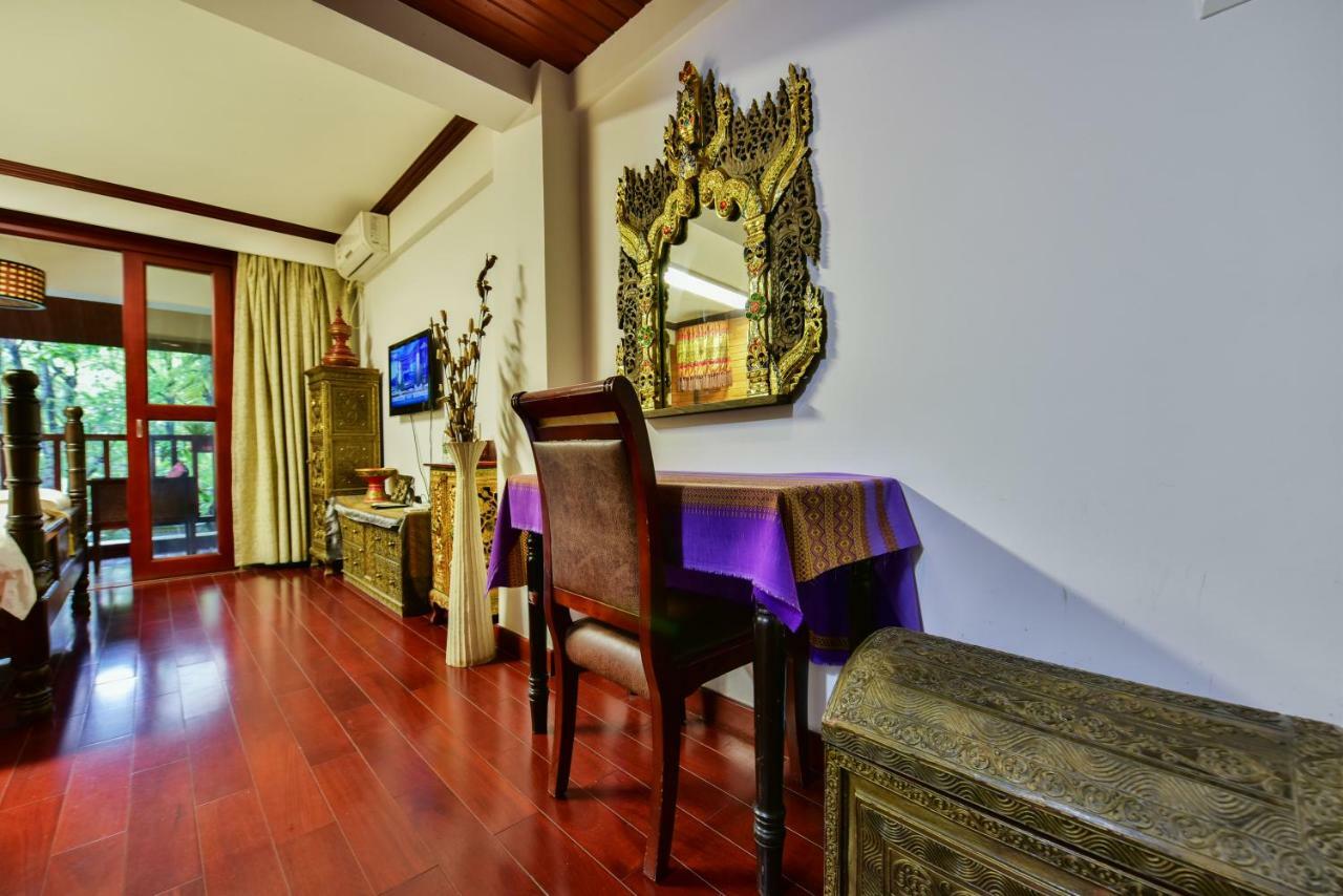 Xishuangbanna Elephant Home Guesthouse จิ่งหง ภายนอก รูปภาพ