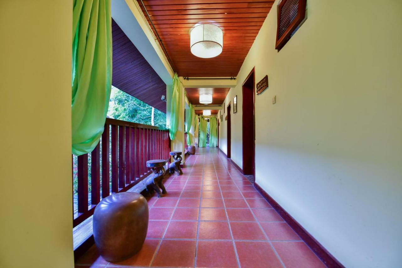 Xishuangbanna Elephant Home Guesthouse จิ่งหง ภายนอก รูปภาพ