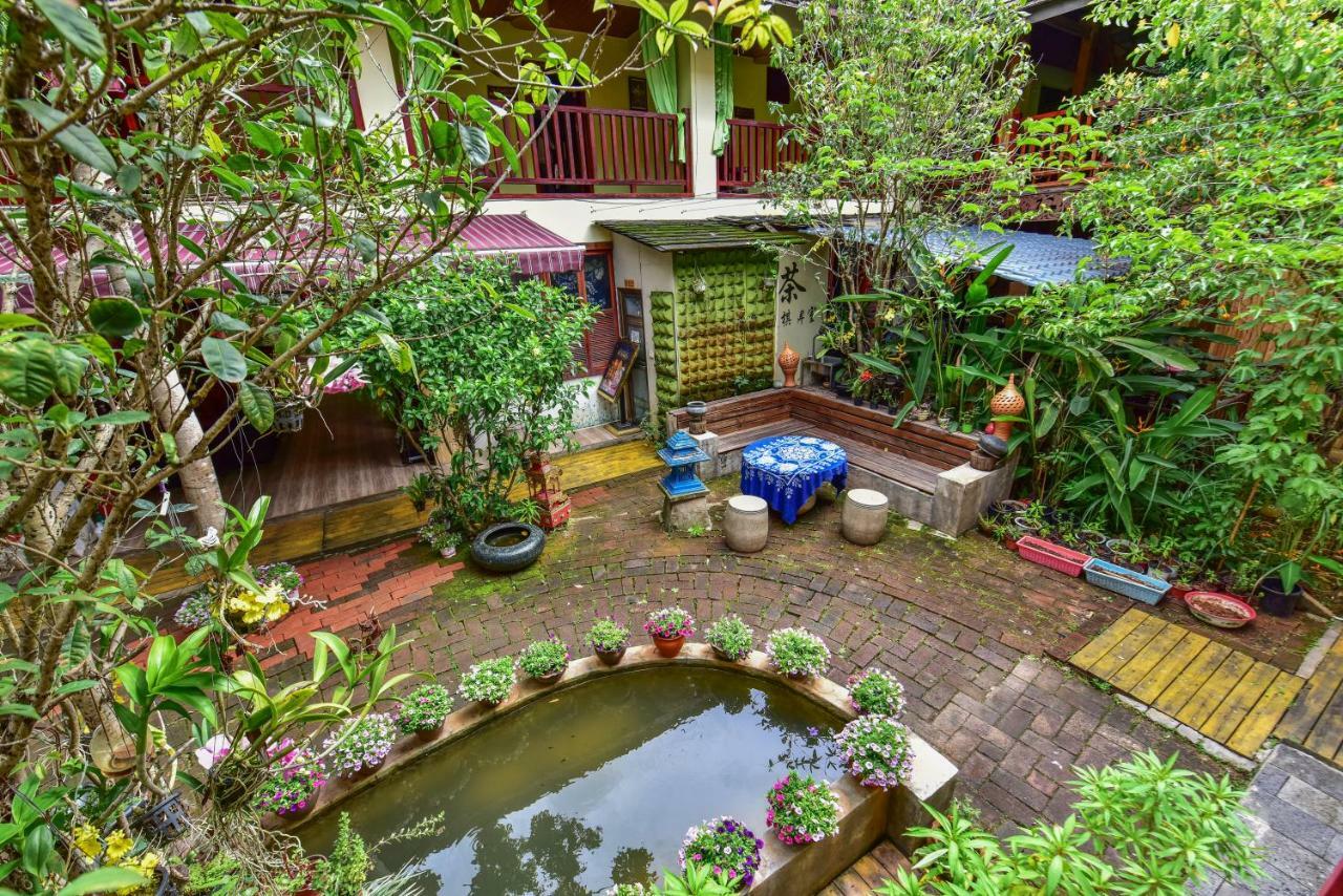 Xishuangbanna Elephant Home Guesthouse จิ่งหง ภายนอก รูปภาพ