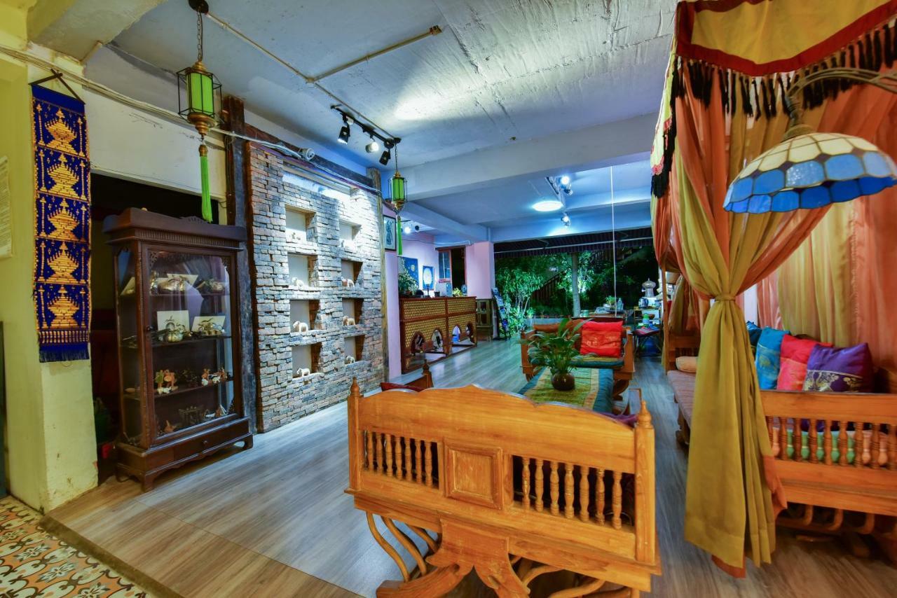 Xishuangbanna Elephant Home Guesthouse จิ่งหง ภายนอก รูปภาพ